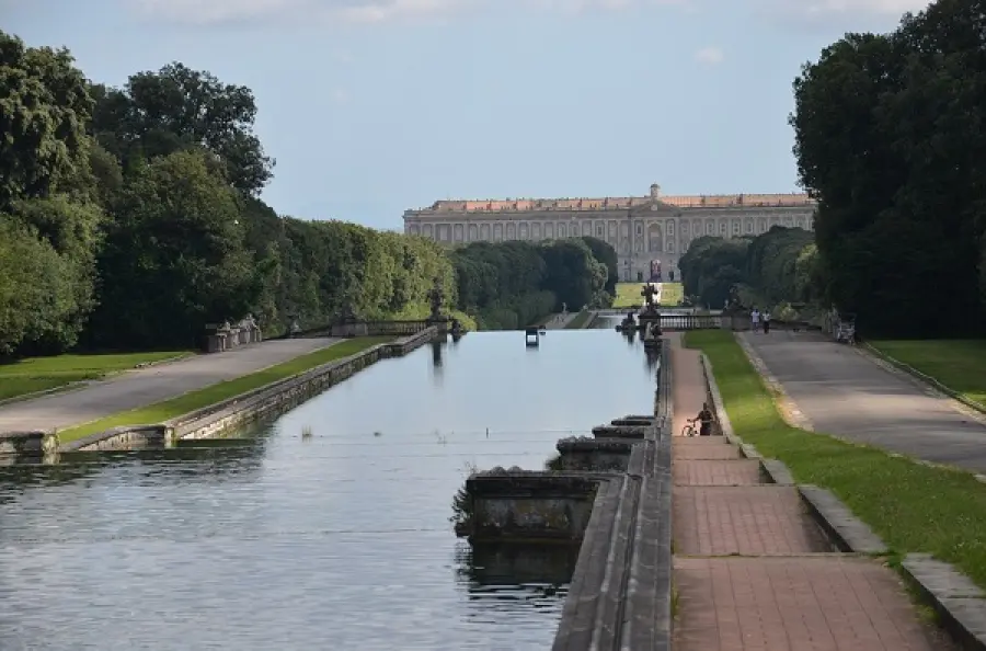 Caserta, la reggia e merletti